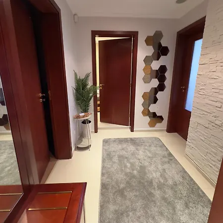 Daniel's - 4 Season アパート *