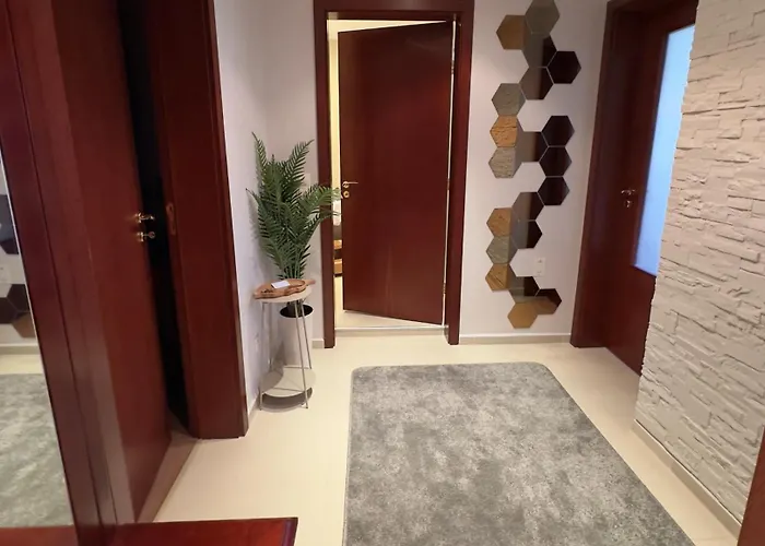 Daniel's - 4 Season Apartman *