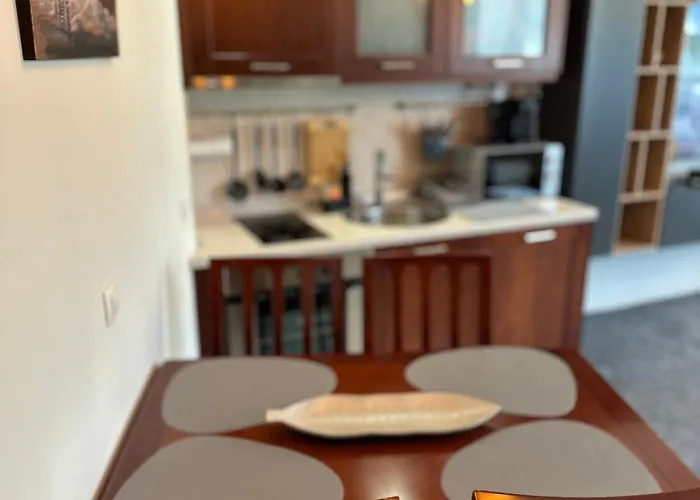 Daniel's - 4 Season *